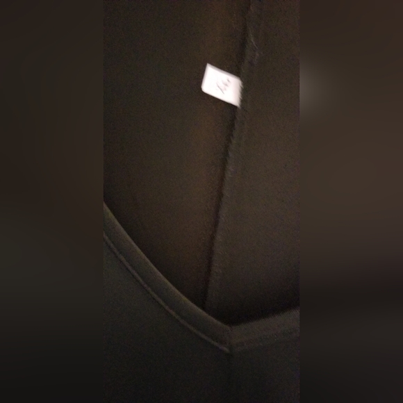 SIMPLE BLACK DRESS XL V-NECK - Picture 3 of 4